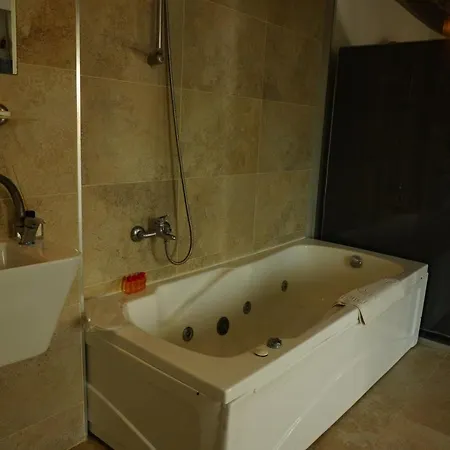 Goedence Restoran Godence