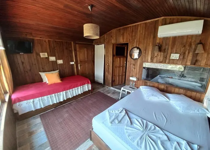 Goedence Restoran Hotel Godence