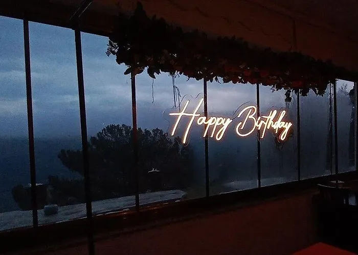 Goedence Restoran * Godence