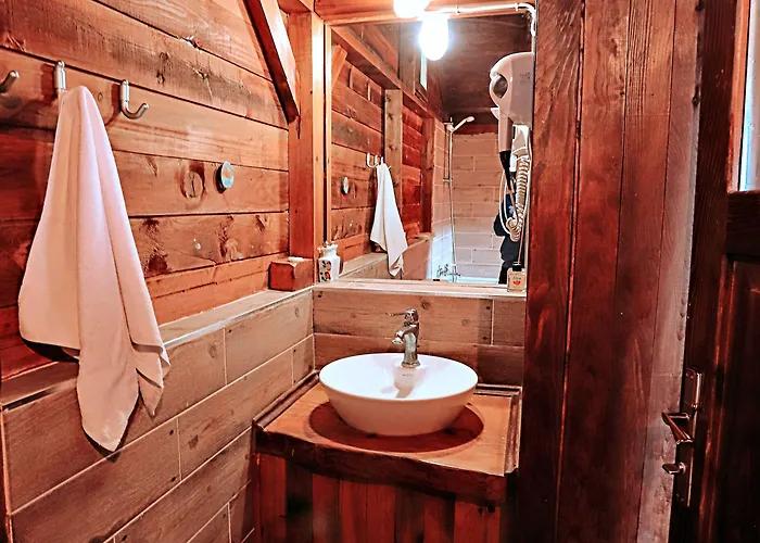 Goedence Restoran * Godence