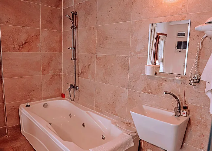 Goedence Restoran Hotel *