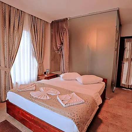 מלון Goedence Restoran *