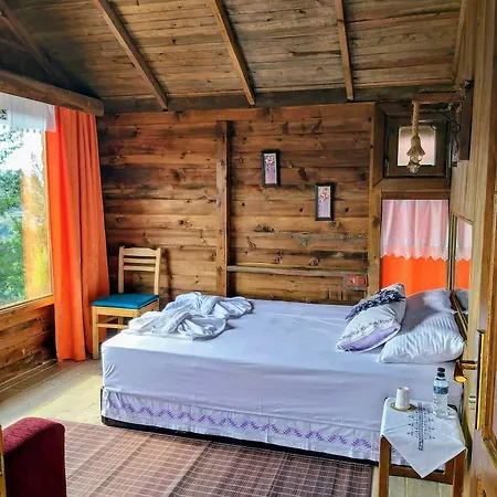 Goedence Restoran Hotel Godence