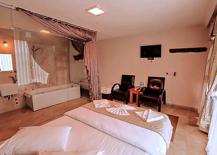 מלון Goedence Restoran Godence