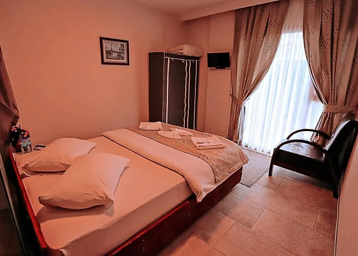 Goedence Restoran מלון *